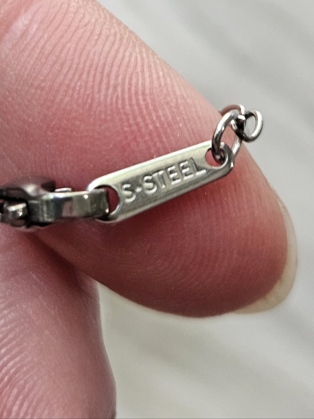 Stainless Steel LOCKET (1) - Picture 5 of 5